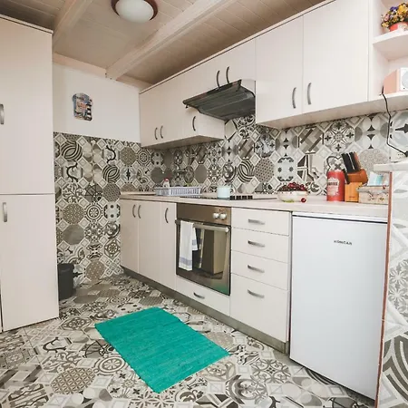 Ikarka アパート イカ